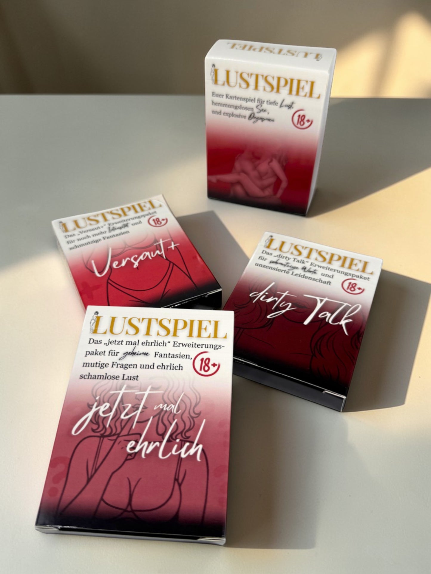 Mega Pack (Standard-LUSTSPIEL + 3 Erweiterungspakete)